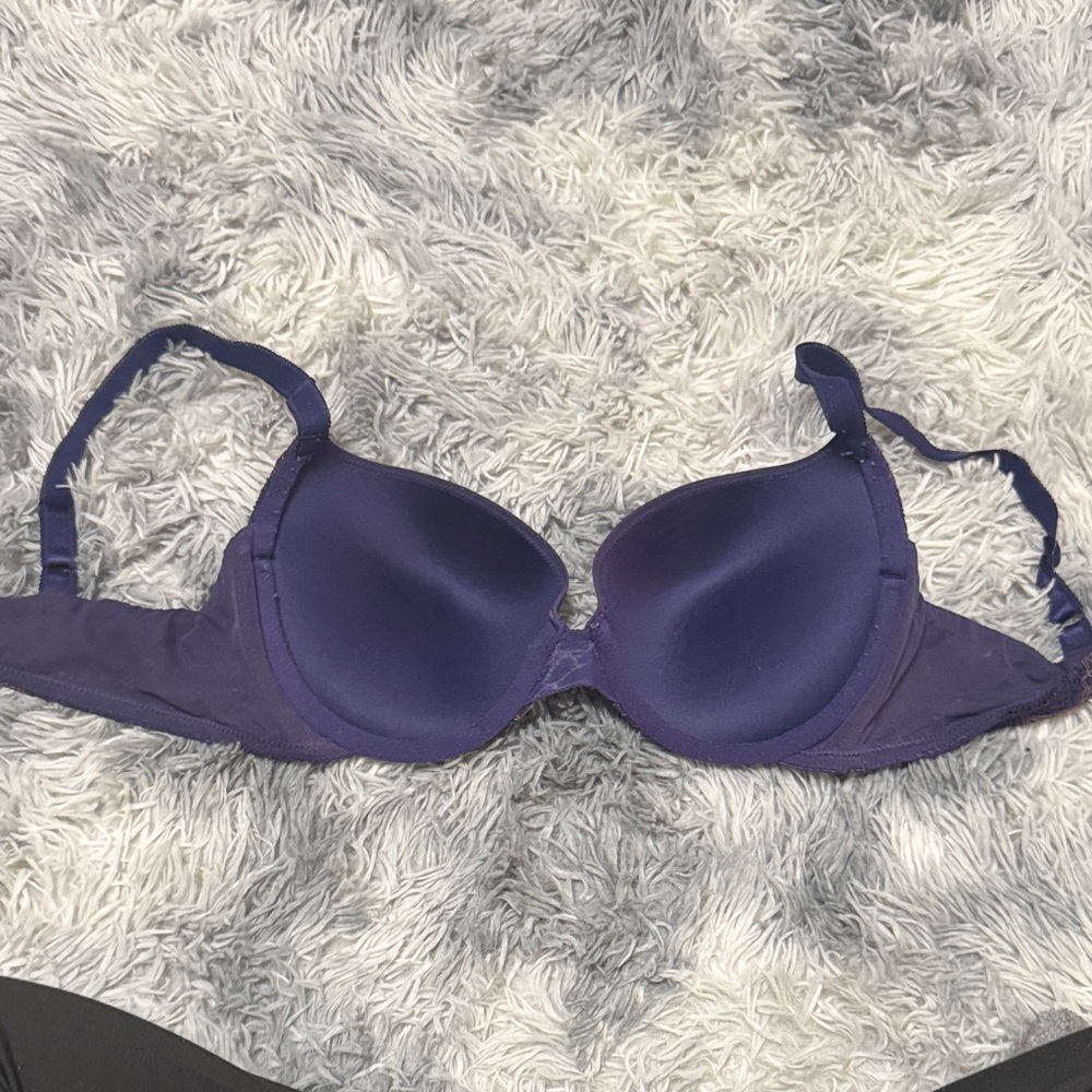 Luxurious Purple Lace Underwire Bra - Picture 3 of 11
